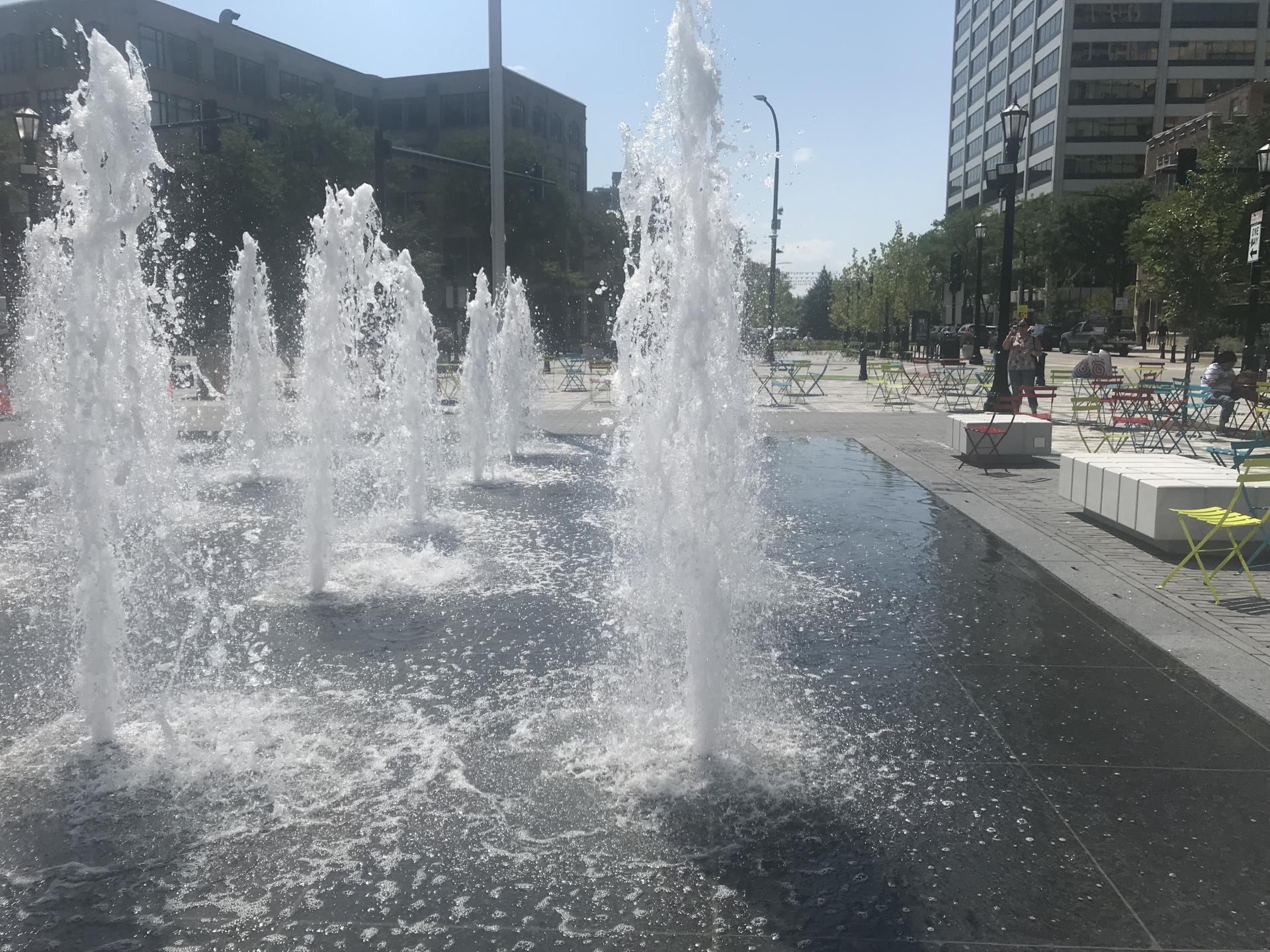 Fountain_Square_8-22-18_3491