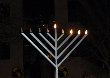 Menorah2